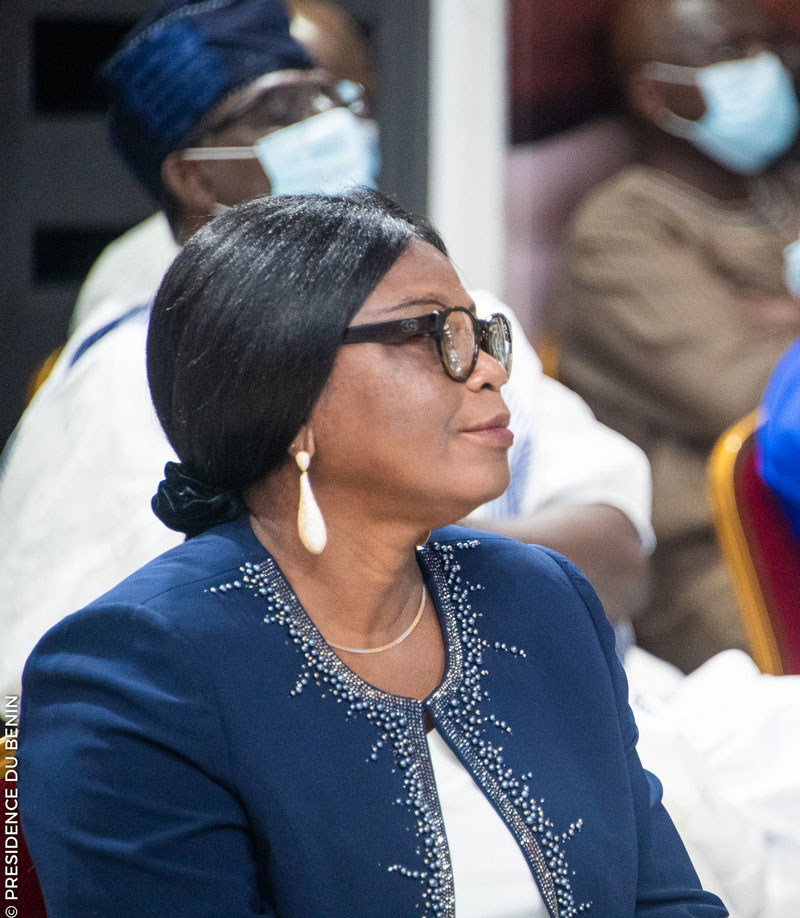 La Présidente de la Cour